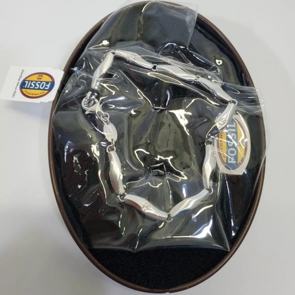 * Fossil .925 Sterling Silver & CZ  6.5" link Bracelet in tin Gift box new $115 - Picture 4 of 4